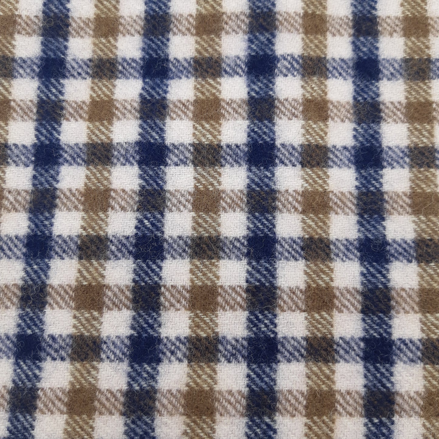 Aquascutum Scarf 100% Lambs wool Brown and Navy Check