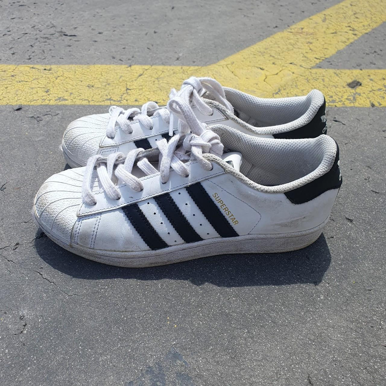 Adidas Trainers UK4.5