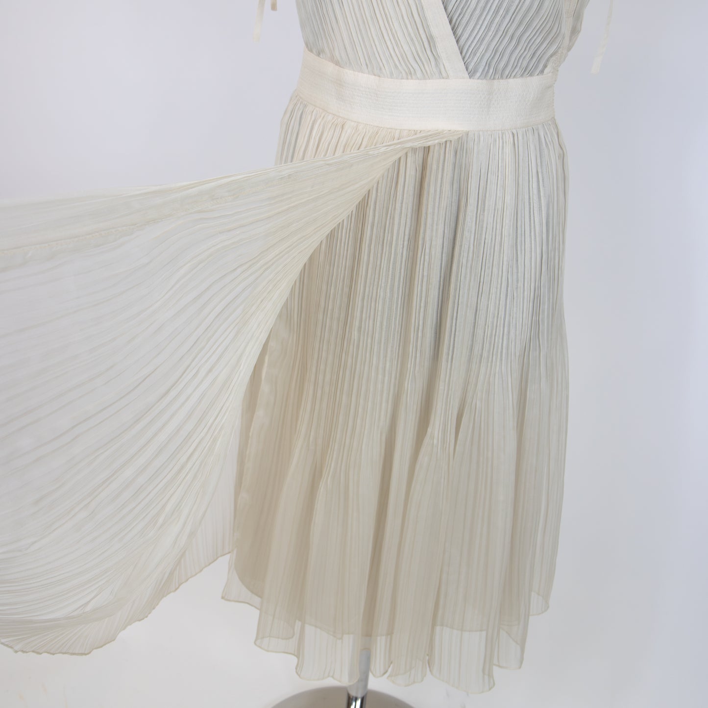 Chloé Safari Beige Plunge Pleated Wrap Knee Length Dress UK 10 RRP £3000